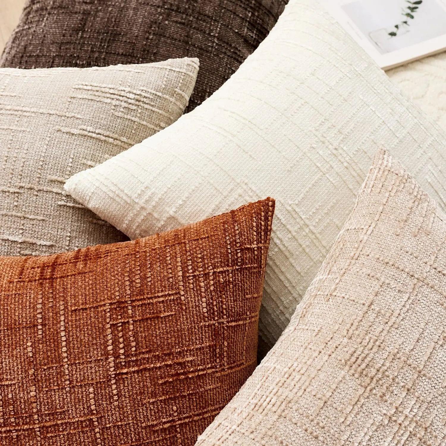 Chenille cushion cover with thick yarns bamboo texture for decoration