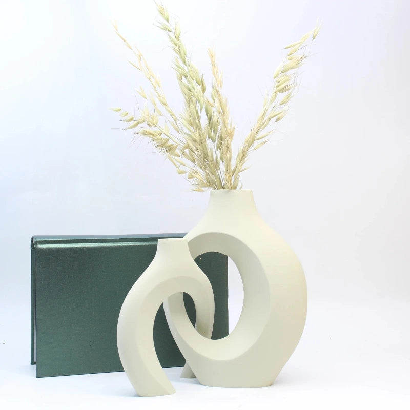 A Set of Hugging Vase Ornaments -  Home Decoration Ornaments Vase