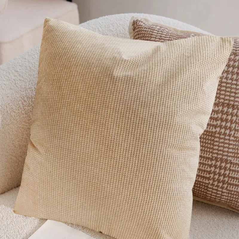 Lightweight luxury decorative cushion cover with French print at the waist