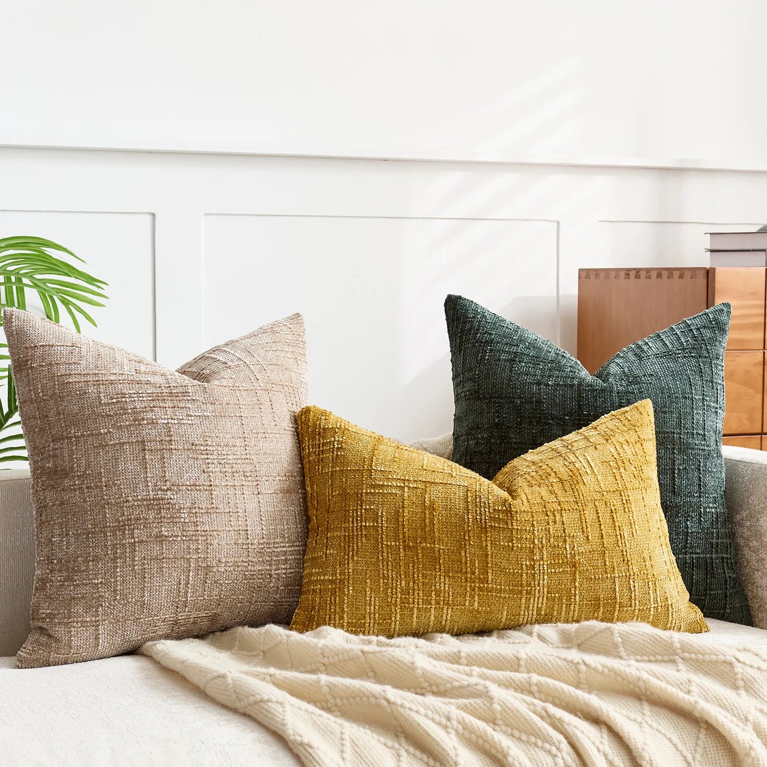 Chenille cushion cover with thick yarns bamboo texture for decoration