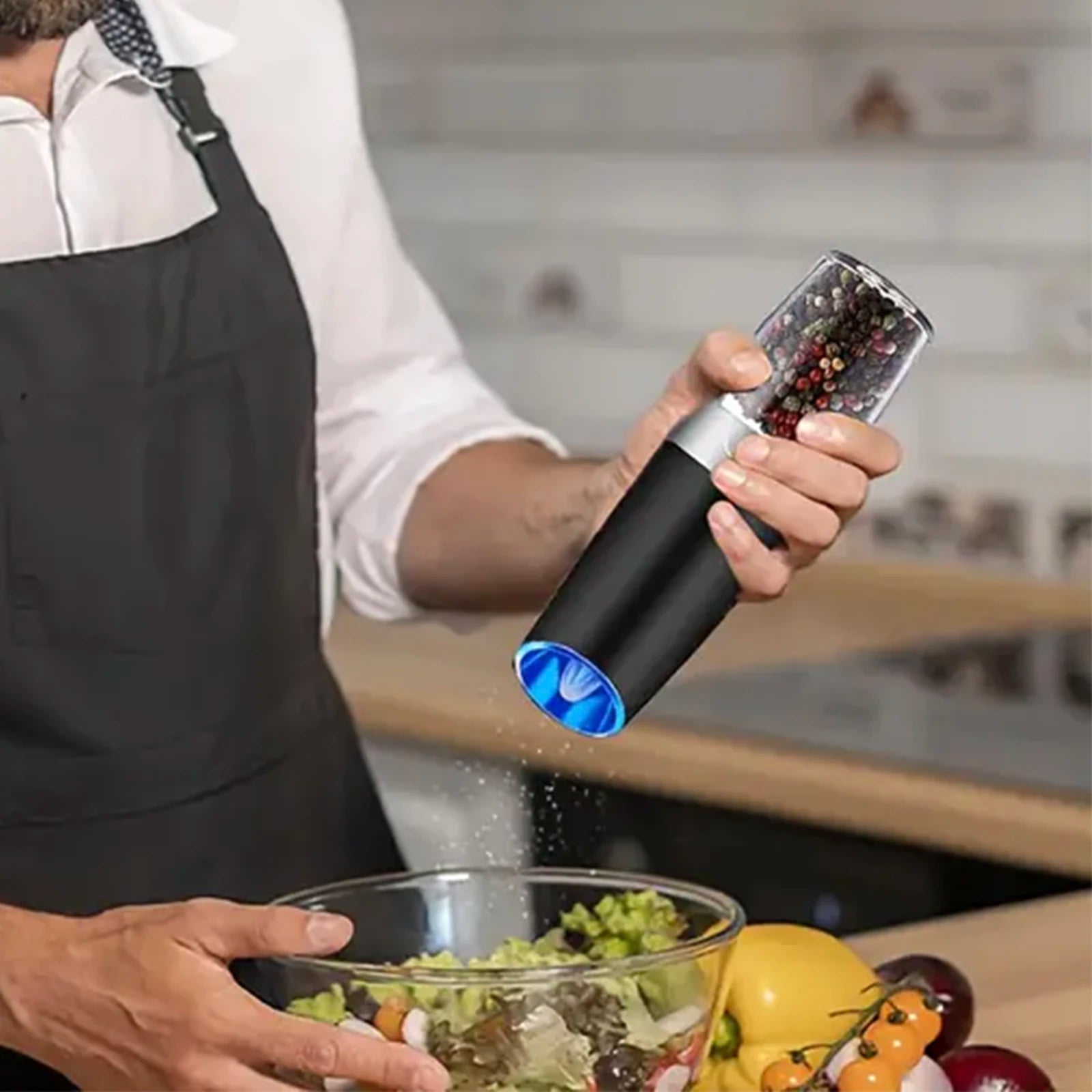 Gravity Electric Salt And Pepper Mill - Tilt To Grind Automatically Battery Powered